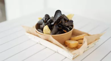 Vide-grenier et moules-frites-49-FMA-photo1 - Unsplash