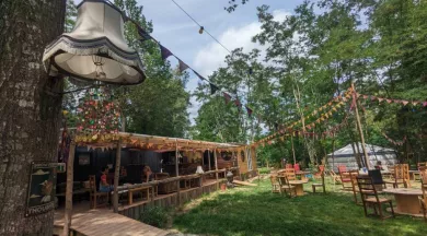 guinguette l'utopik_exterieur jour_cornille - ©Manon Bondu