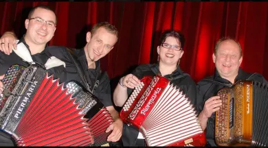 orchestre dominique et stéphanie floquer - @ville de gorron
