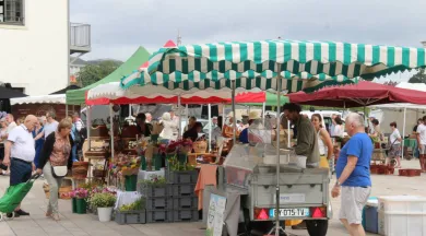 Marché Laval 082024 - 10  - © Pauline Collet-Gastinel