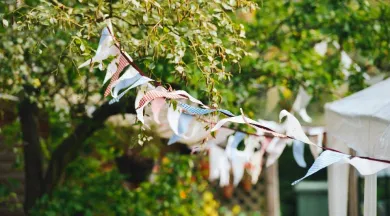 fete village bunting-642066_960_720 - Pixabay