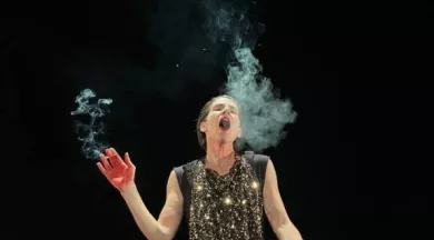 Gaslight - @Gweltaz Chauviré