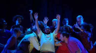 Ces gens qui vivent trop près de moi - Collectif Grand maximum - Laurianne Marié