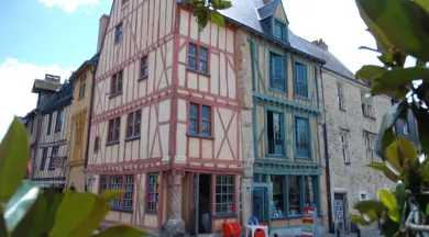 LE PILIER ROUGE - Ville du Mans