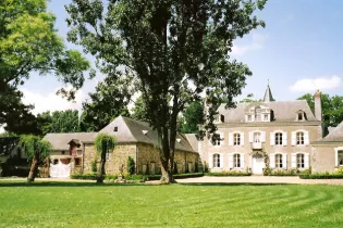 chateau-de-la-montchevalleraie-aviré-49-pcu - ©Monsieur-Boulmant-Nomballais