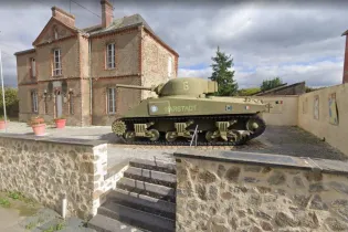 Char_Sherman_2eme_DB-49-FMA-photo2 - ©OTAB