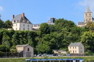 bâteau Duc des Chauvières II ©A.Maire Sud Mayenne Tourisme (3) - ©A.Maire - Sud Mayenne Tourisme