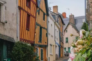 Centre-ville_de_Chateau-Gontier-CP-La_Bougeotte_Francaise_-_Mayenne_Tourisme-8807-1920px - CP-La_Bougeotte_Francaise_-_Mayenne_Tourisme