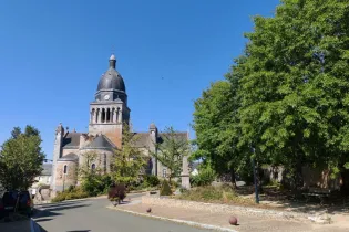 église Bouère - @Pays de Meslay Grez